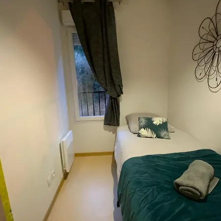 בית נופש G35 Les Naiades- 2 Bedrooms For 5 People ! אוון