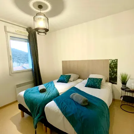 G35 Les Naiades- 2 Bedrooms For 5 People ! בית נופש *